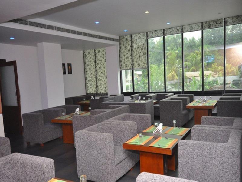Hotel Hills Park Pathanāmthitta Exteriör bild
